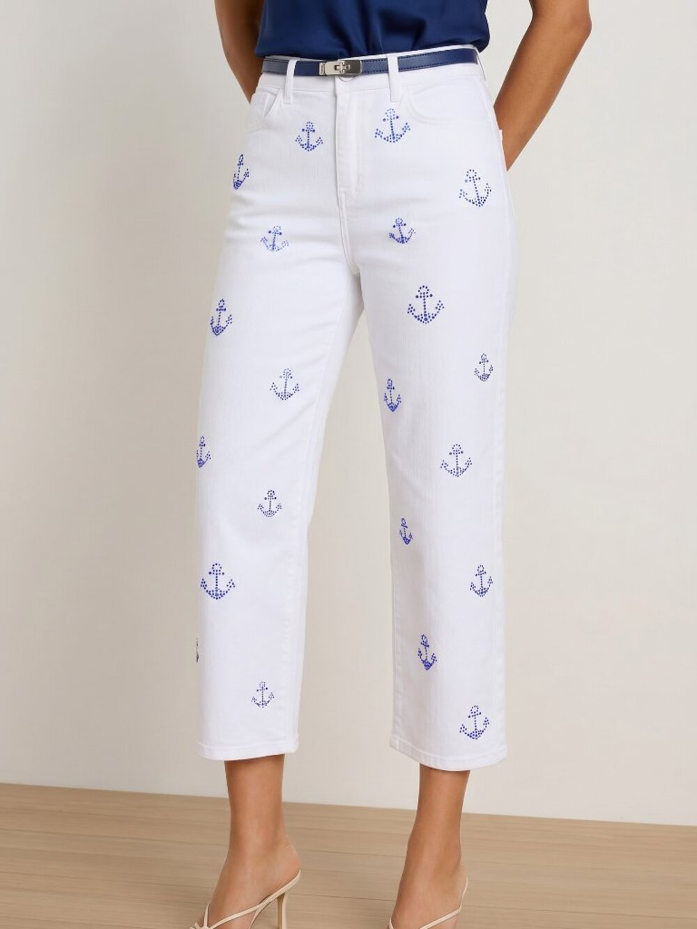 THE NOLI SHOP Kelsey Cropped Jean Crystal Anchors Petite